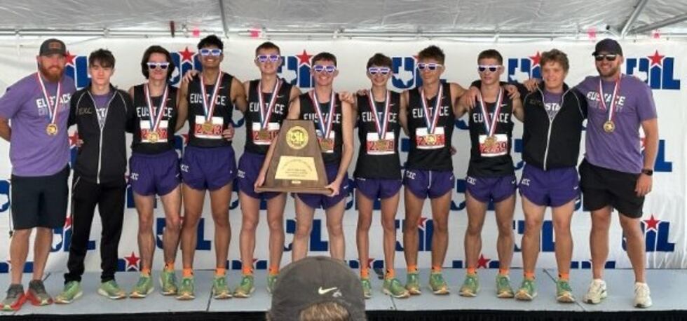 Eustace boys place third