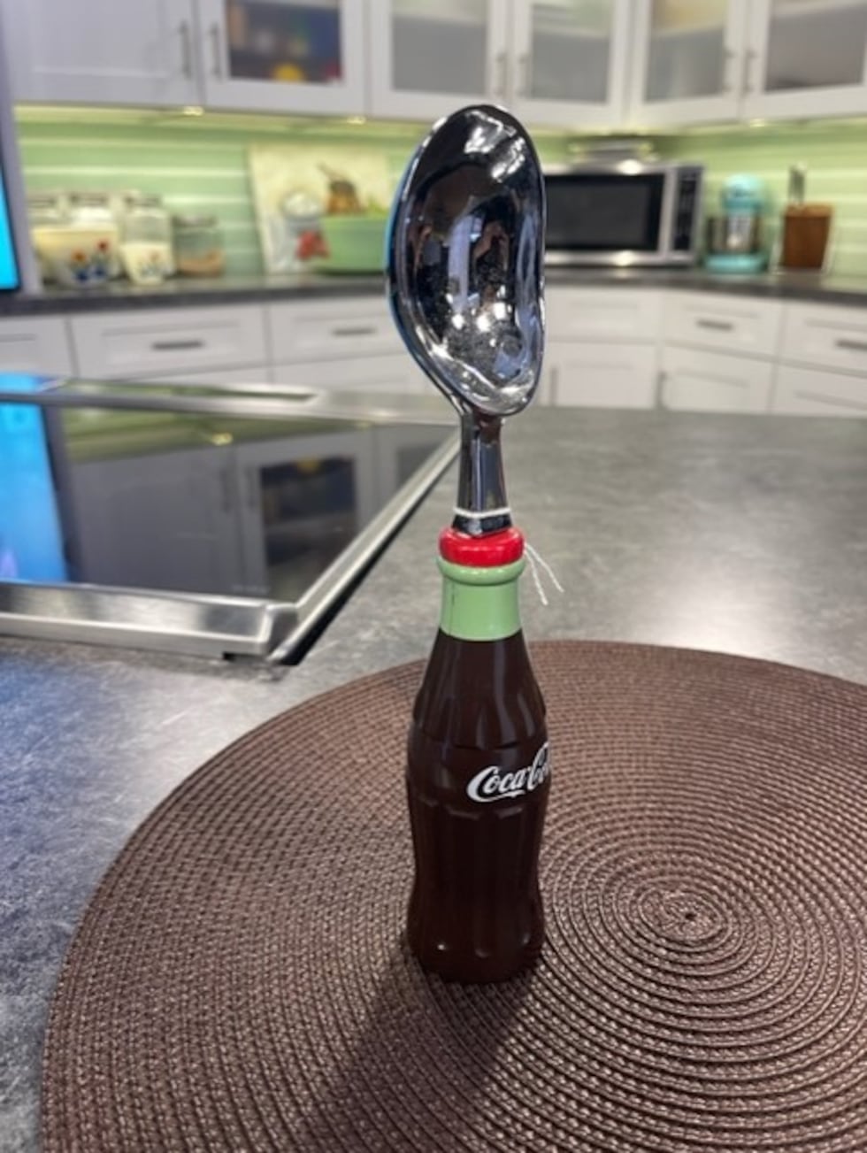 Coca-Cola ice cream scoop