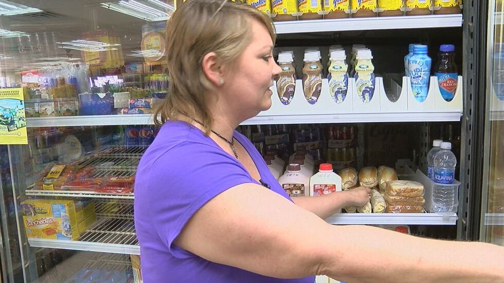 Sandwiches and water (Source: KLTV)