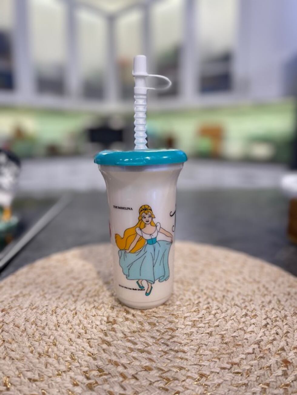 Thumbelina drink bottle