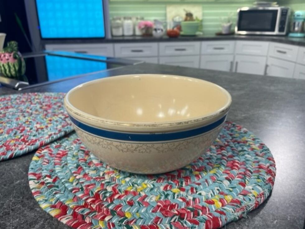 Homer Laughlin bowl
