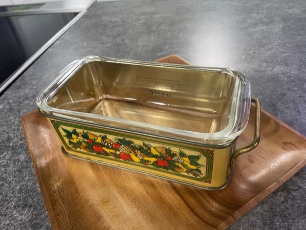 it was the first time Steph or Jeff had seen one of these decorative tins.